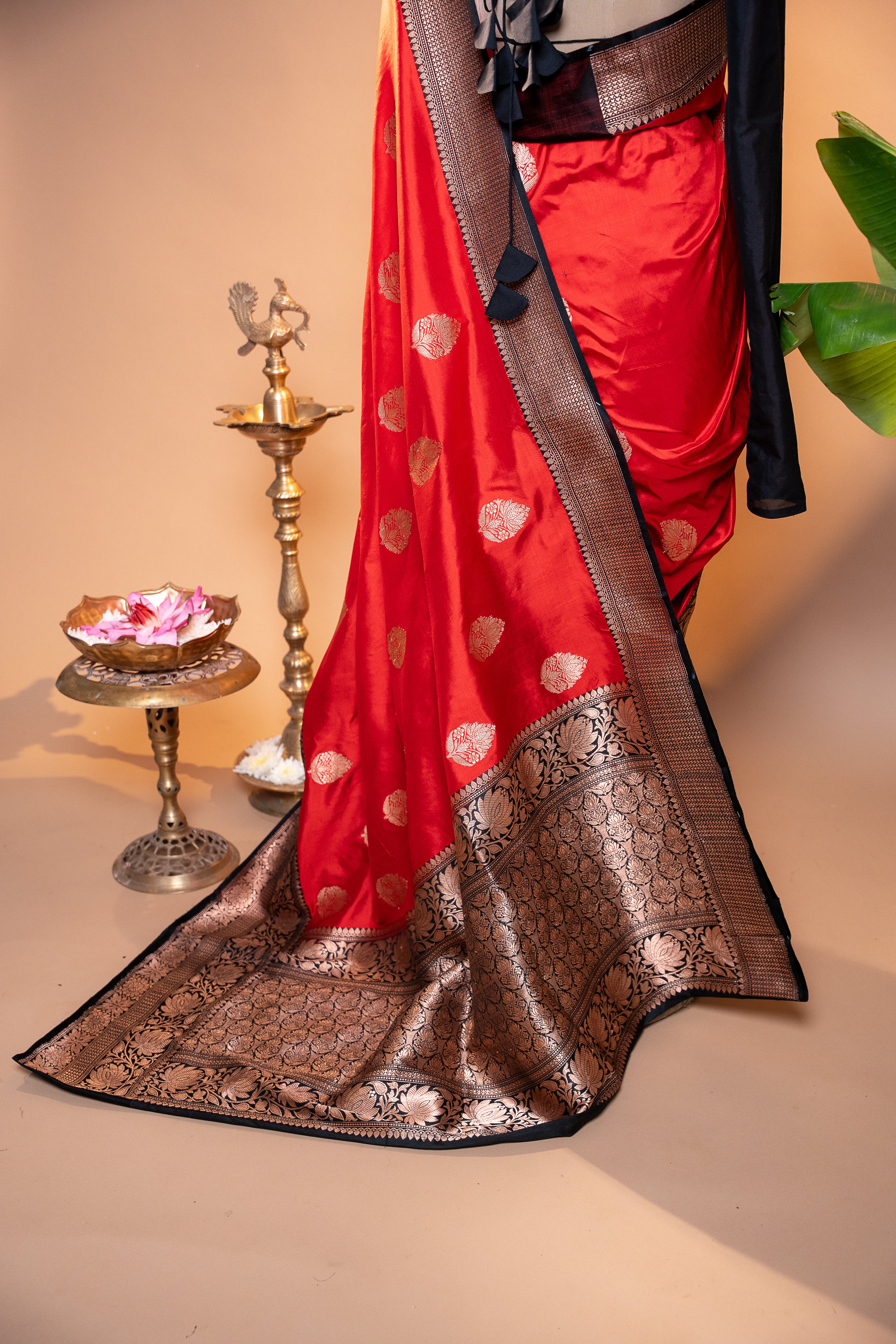 Patralekha | Banarasi Handloom Silk