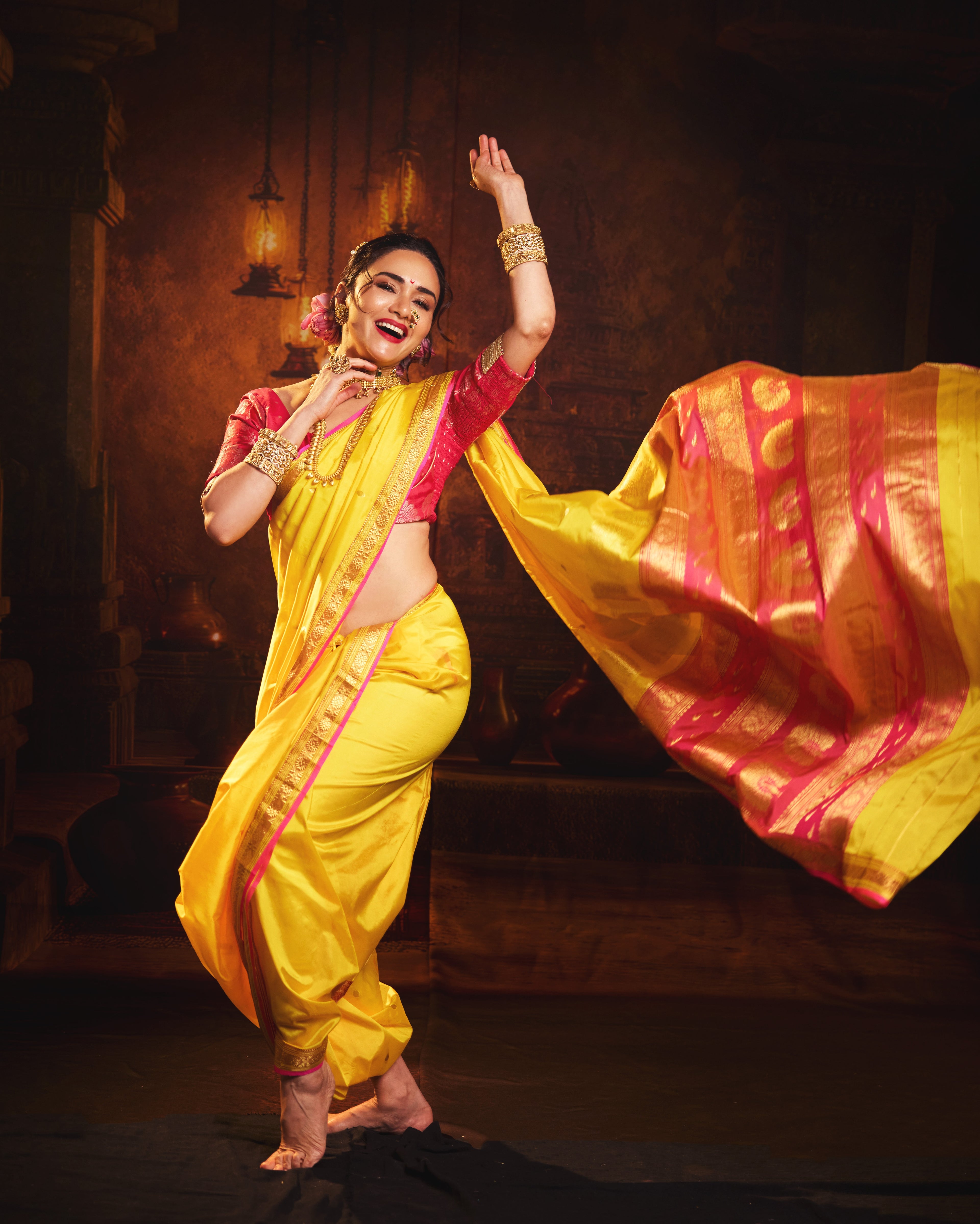 Surekha Nauvaar — Pure Silk Nauvari